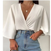 Imagem da promoção Blusa transpassada cropped feminino decote v morcego