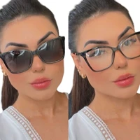 Imagem da promoção Armação Para Grau Feminina Clip On 2 Em 1 Moderna Clipon Geek Classic A001