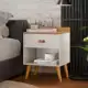 Mesa de cabeceira Pérola pé retrô / moderno - Cores em oferta