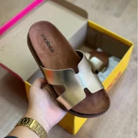 Imagem da promoção ORIGINAL MOLECA PAPETE 5500.100 DOURADO NOVA COLEÇÃO NOVAS CORES 2025