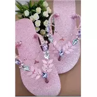 Imagem da promoção chinelo personalizado com pedrarias rosa - havaianas