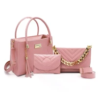 Imagem da promoção Kit com 3 Bolsas Femininas – Tote, Tiracolo e Carteira