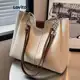 Lovito Bolsa Tote Texturizada de Grande Capacidade para Mulheres LFA04285 (Marrom/Branco/Preto) em oferta