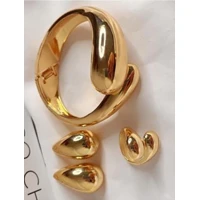 Imagem da promoção Conjunto Gota Pingo Bracelete Anel Brinco Médio Dourado ou Prata Acessórios Femininos Brincos