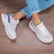 Tênis Esportivo Cloe Feminino GuGi Caminhada Leve e Confortável Para o Dia a Dia em Camurça 621-GG em oferta