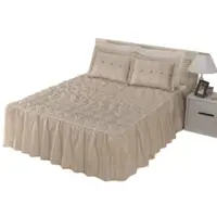 Kit Colcha Casal Padrão Floratta Cama Box Bordada e Matelada com Babado Duplo 03 Peças AVELÃ em oferta na Americanas