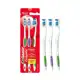 Escova Dental Colgate Classic Clean 3 unidades em oferta
