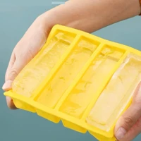 Imagem da promoção Forma Silicone 4 Cavidades Gelo Vermelho Ou Preto Retangular 17x14CM Multicolorido De Desenformar Pa