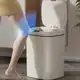 Lixeira com Sensor Automático Inteligente Abre Fácil 20 litros em oferta