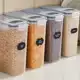 KIT 4 Potes Herméticos Plástico Empilháveis com Trava e Alta Vedação + Etiqueta. em oferta