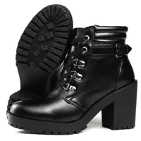 Bota Feminina Tratorada Plataforma com zíper lateral sf outlet preta em oferta na C&A