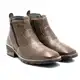 Bota Botina Lisa Cano Curto com Sola de P.V.C de Ziper - D.V da Silva em oferta