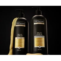 Imagem da promoção Kit TRESemmé Brilho Lamelar Shampoo 650ml + Condicionador 650ml