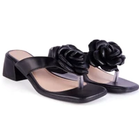 Imagem da promoção Tamanco Feminino de Dedo Salto 5cm Bloco Medio Bico Quadrado com Flor Conforto Sandália Macio