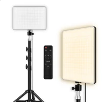 Imagem da oferta Ring Light Led 33cm B-Max BM-L17 com Tripé 2,10m Luz Ajustável 40-50W