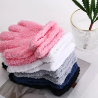 Imagem da promoção Kit 3 Pares Luvas Térmicas Unissex – Forro Aconchegante/ Antivento/ Ideal Para Ciclismo e Atividades