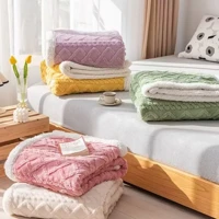 Imagem da promoção Cobertor Manta Sherpa Premium 2,10 X 1,90 Mt Cores Lisas e Xadrez