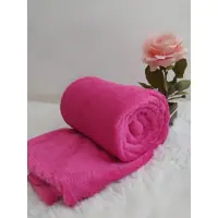 manta Casal Lisa Microfibra 100% poliester 1,80x2,00M - manhattan em oferta na Magazine Luiza