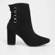 Bota Chelsea Griffe Lisa Feminina em oferta
