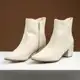Bota Feminina Social Bico Fino Salto Médio Confortável Moda Blogueira em oferta