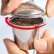 Infusor de Chá em Aço Inoxidável com Corrente Reforçada – 4,5 x 3 cm WL-2470 em oferta