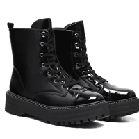 Imagem da promoção Bota Cortuno Feminina Preto Verniz Tratorada Cano Curto Blogueira Confortável Falcucci