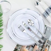 Imagem da promoção Kit 15 Pratos de Refeição 26cm Luxo Com Borda Prata Plástico